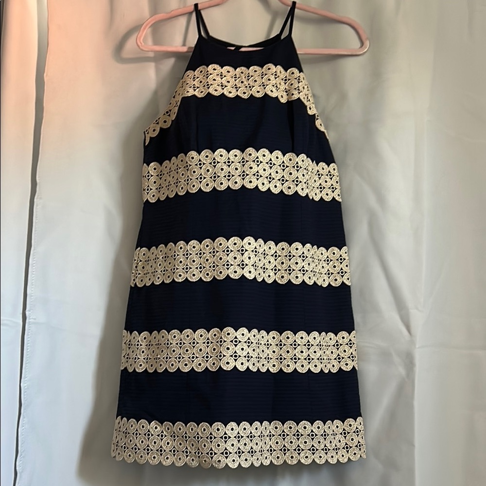 Lilly Pulitzer Navy and Cream size 6 Sheath Cocktail Dress (with gold accents)